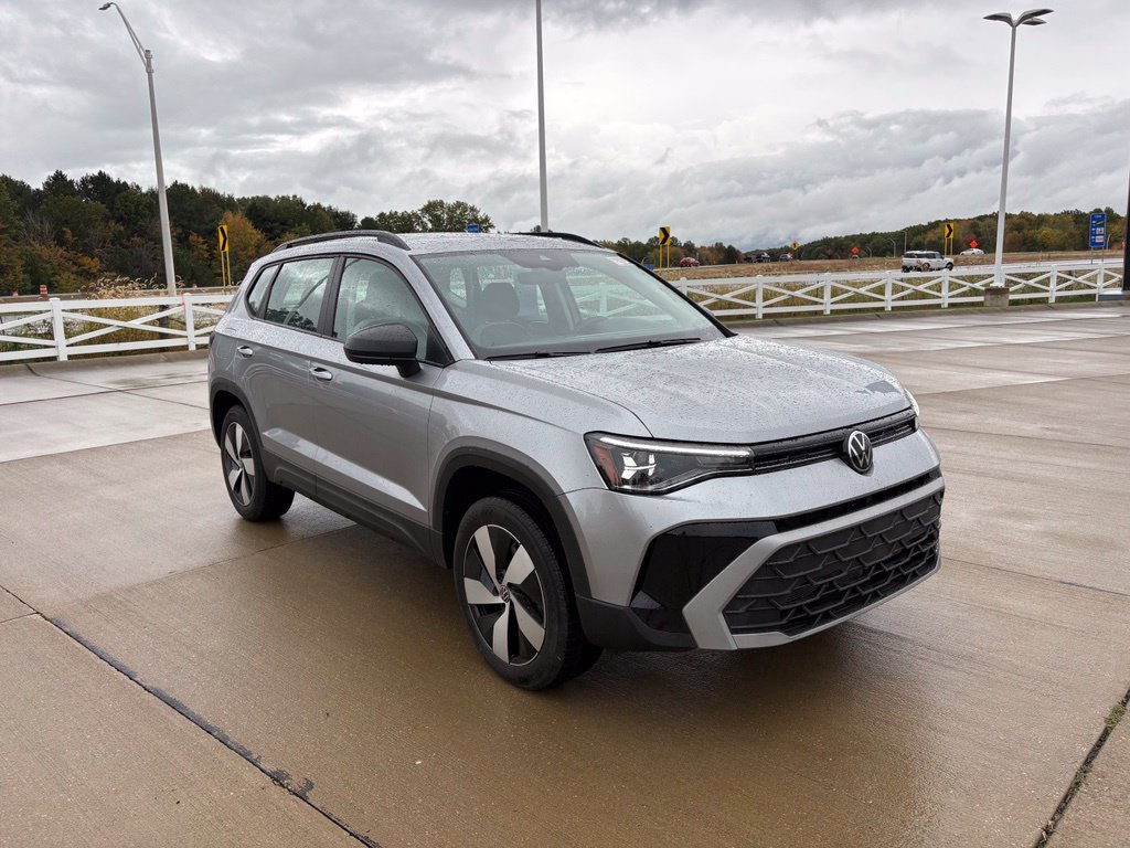 Used 2025 Volkswagen Taos S AWD/4WD image 8