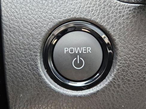 Used 2025 Toyota Camry LE image 23