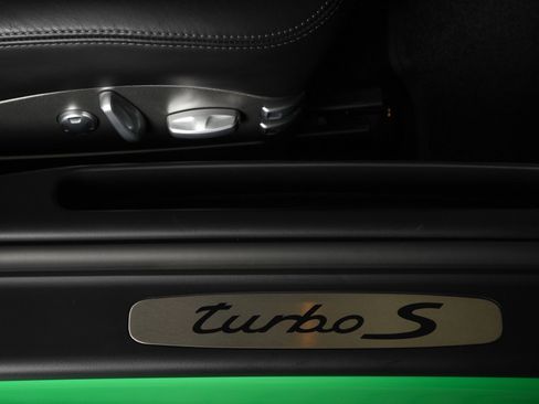 Used 2011 Porsche 911 Turbo S AWD/4WD image 27
