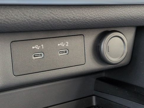 Certified 2026 Nissan Rogue SV FWD image 21