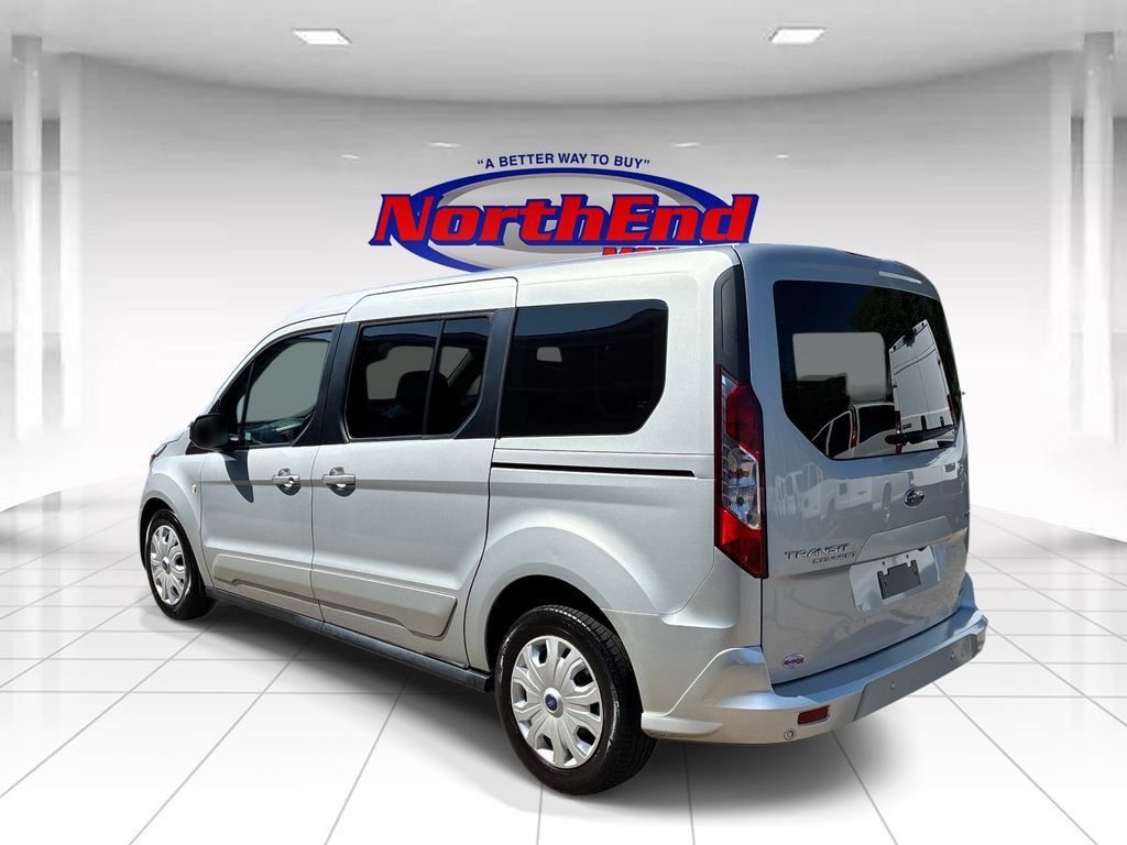 Used 2021 Ford Transit Connect XLT FWD image 5