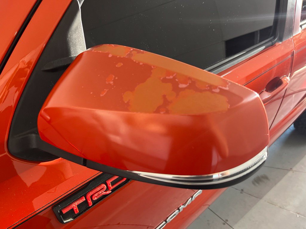 Used 2018 Toyota Tacoma TRD Off-Road AWD/4WD image 38