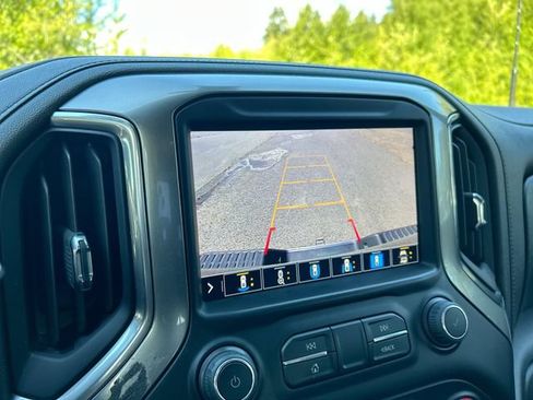 Used 2022 Chevrolet Silverado 2500 LTZ w/ LTZ Convenience Package AWD/4WD image 14