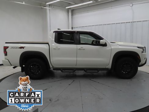Used 2022 Nissan Frontier PRO-4X w/ Pro-4X Premium Package AWD/4WD image 2