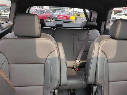 Used 2023 Chevrolet Traverse High Country w/ LPO, Floor Liner Package AWD/4WD image 12