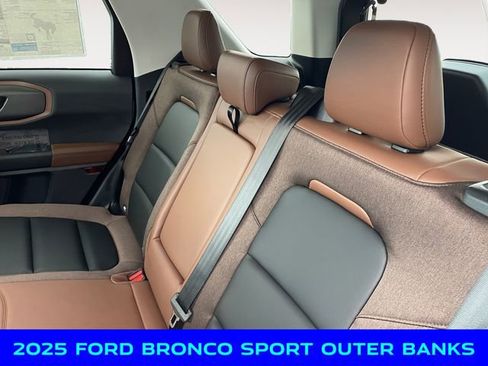 New 2025 Ford Bronco Sport Outer Banks w/ Sasquatch Outer Banks Package image 13