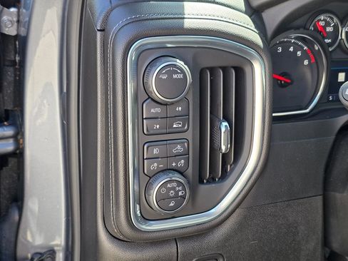 Used 2022 Chevrolet Silverado 1500 LTZ w/ Safety Package II AWD/4WD image 25