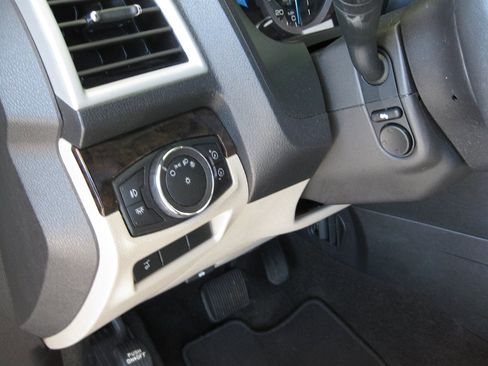 Used 2013 Ford Explorer Limited image 14