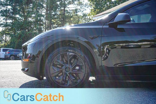 Used 2025 Tesla Model Y Long Range RWD image 15