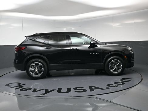 Used 2024 Chevrolet Blazer LT w/ Convenience Package FWD image 10