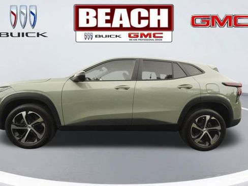 Used 2024 Chevrolet Trax RS w/ Driver Confidence Package FWD image 6