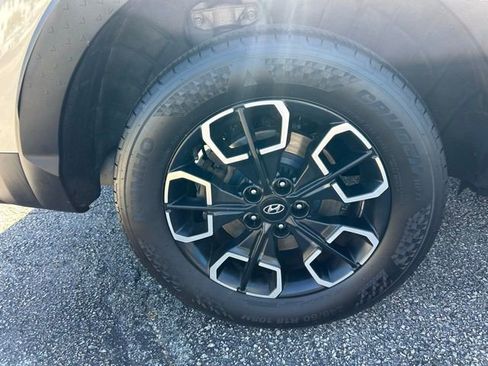 Used 2022 Hyundai Santa Cruz SE image 5