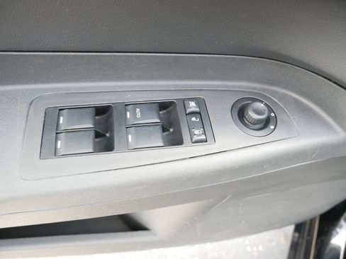 Used 2008 Chrysler 300 LX RWD image 15