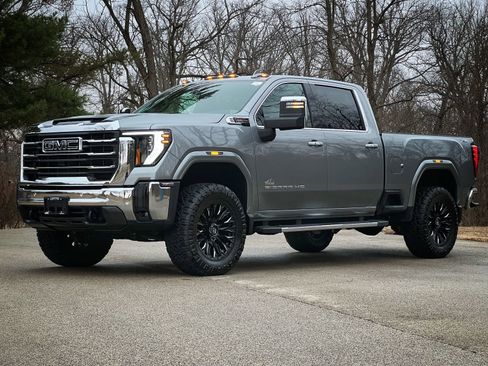 New 2026 GMC Sierra 2500 SLT w/ SLT Premium Package image 10