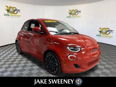 New 2024 FIAT 500 e (RED)