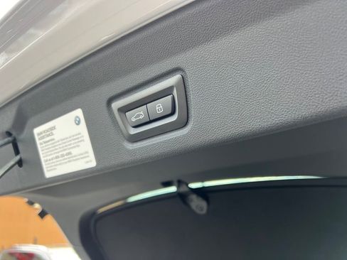 Used 2023 BMW i4 eDrive35 RWD image 28