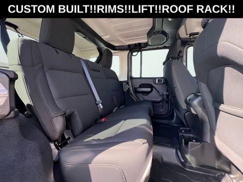 Used 2021 Jeep Wrangler Unlimited Sport AWD/4WD image 25