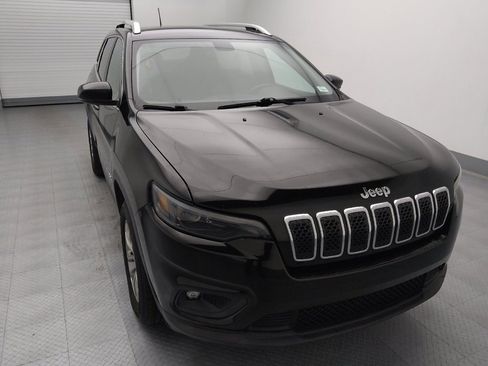 Used 2019 Jeep Cherokee Latitude Plus w/ Cold Weather Group image 14