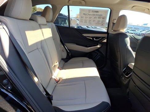 New 2025 Subaru Outback Limited image 7