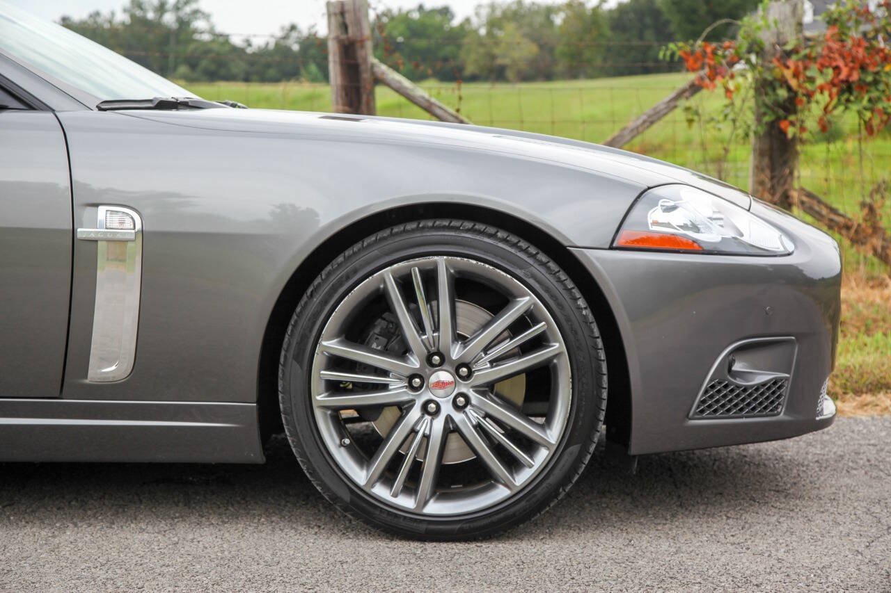 Used 2009 Jaguar XKR R RWD image 4
