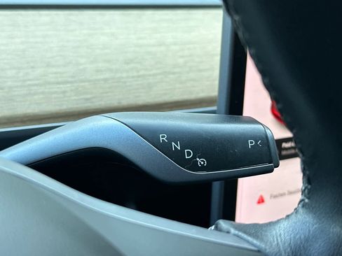 Used 2020 Tesla Model 3 Long Range image 23