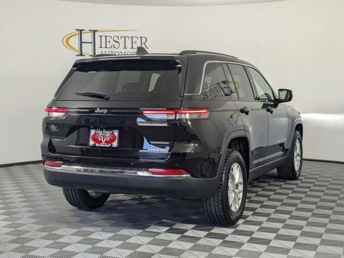 Certified 2023 Jeep Grand Cherokee Laredo w/ Trailer Tow Prep Group (B) RWD image 2