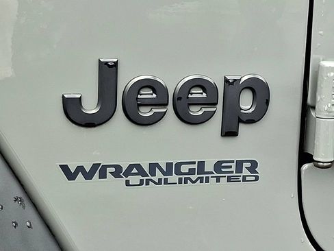 Used 2021 Jeep Wrangler Unlimited Sport AWD/4WD image 28