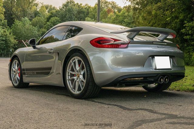 Used 2016 Porsche Cayman RWD image 6