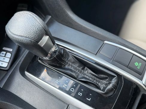 Used 2017 Honda Civic EX-T image 33