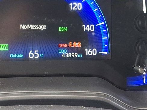 Used 2022 Toyota Corolla LE image 19