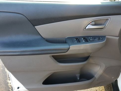 Used 2012 Honda Odyssey EX-L image 19