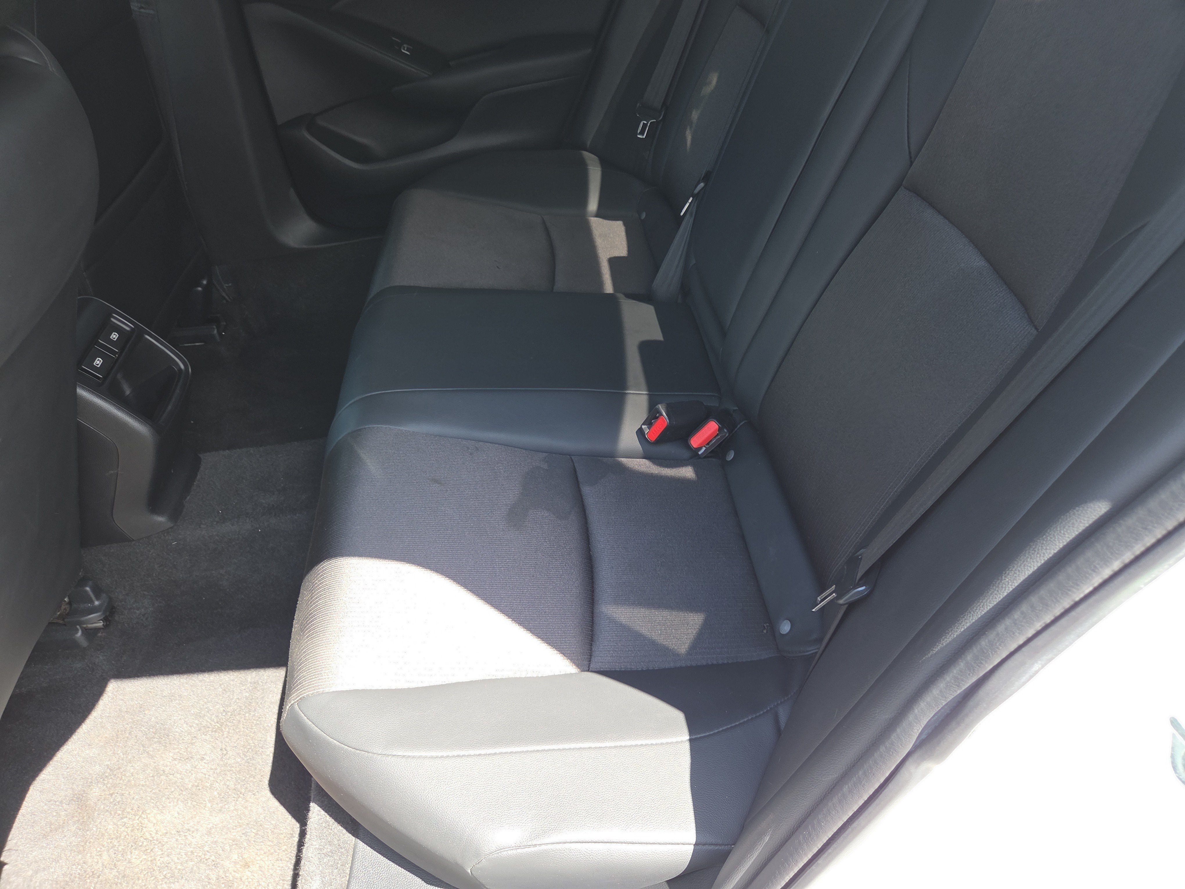 Used 2022 Honda Accord Sport image 12
