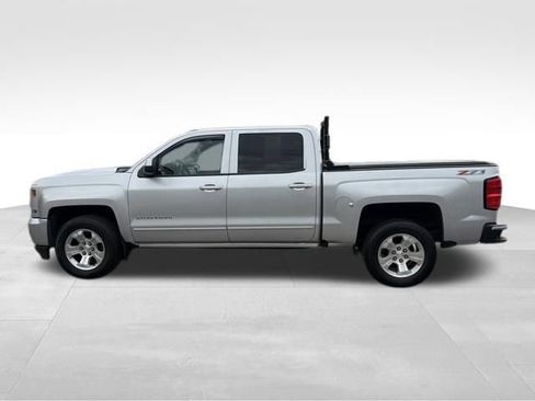 Used 2017 Chevrolet Silverado 1500 LT w/ All Star Edition image 6