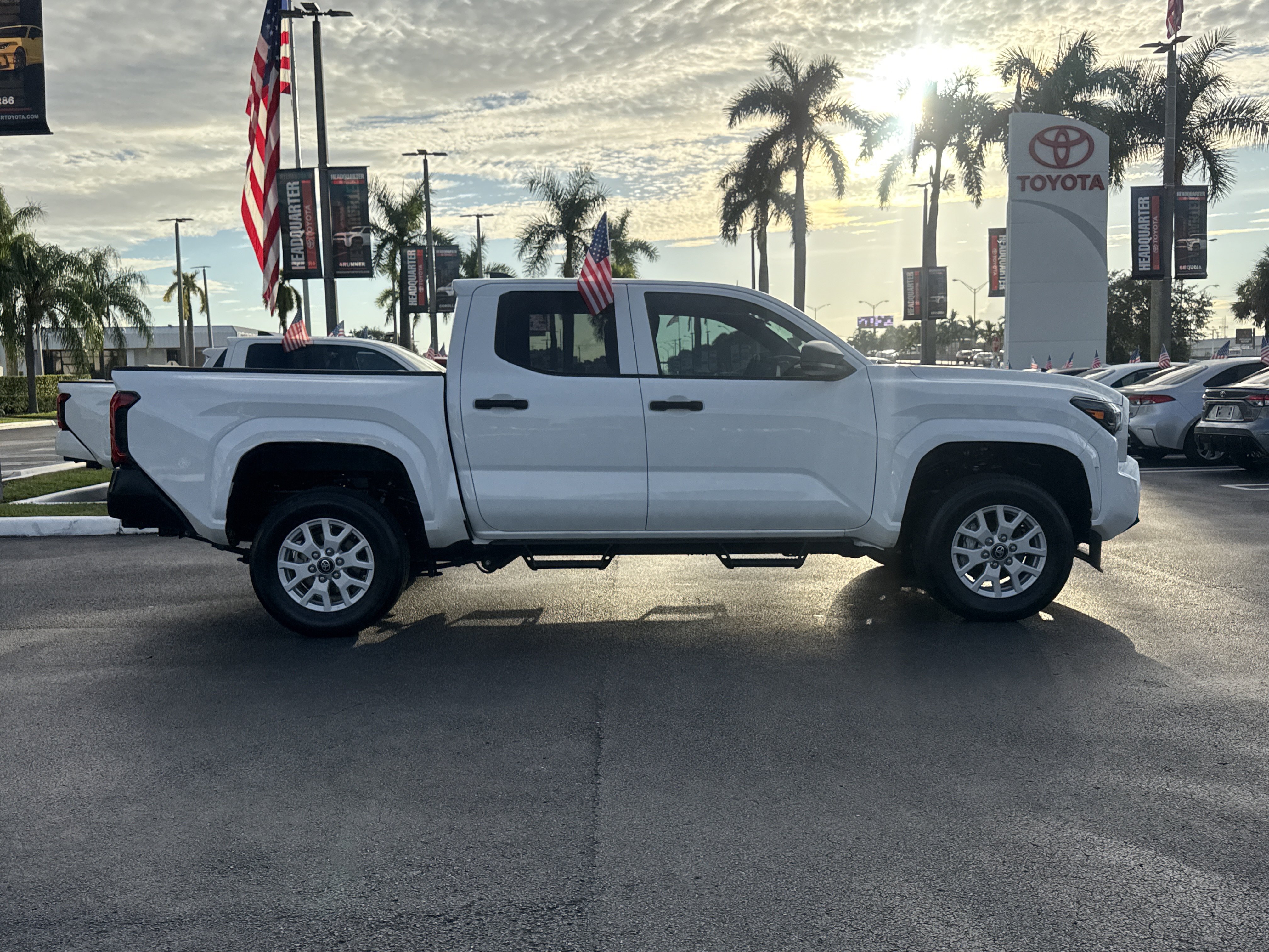 Used 2024 Toyota Tacoma SR RWD image 13