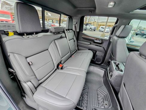 Used 2026 Chevrolet Silverado 1500 LT Trail Boss w/ Convenience Package II image 37