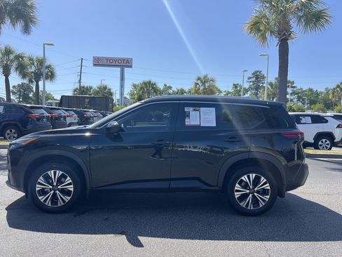 Used 2023 Nissan Rogue SV w/ SV Premium B Package FWD image 7