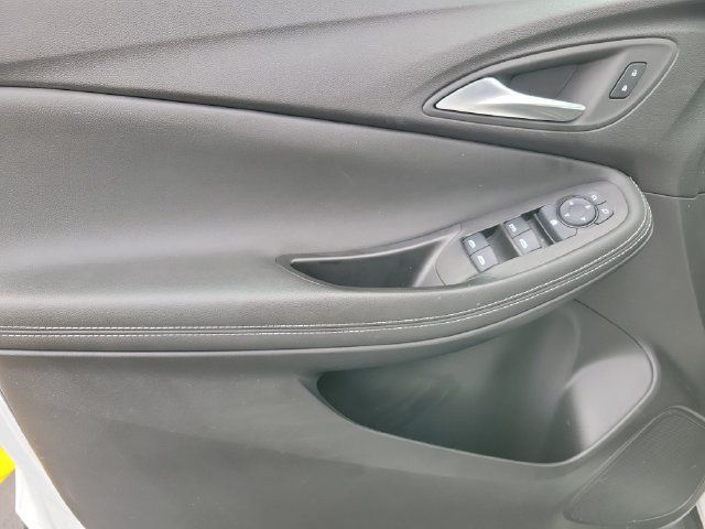 Certified 2024 Buick Encore GX Preferred AWD/4WD image 10