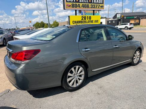 Used 2011 Toyota Avalon Limited FWD image 3