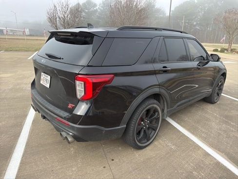 Used 2022 Ford Explorer ST w/ Equipment Group 401A image 6