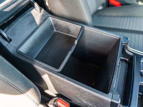 Used 2023 Kia Sorento LX image 12