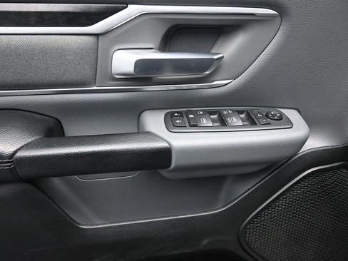 Used 2021 RAM 1500 Big Horn image 16