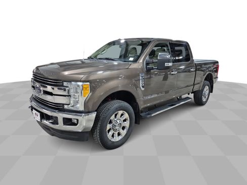 Used 2017 Ford F250 Lariat AWD/4WD image 1