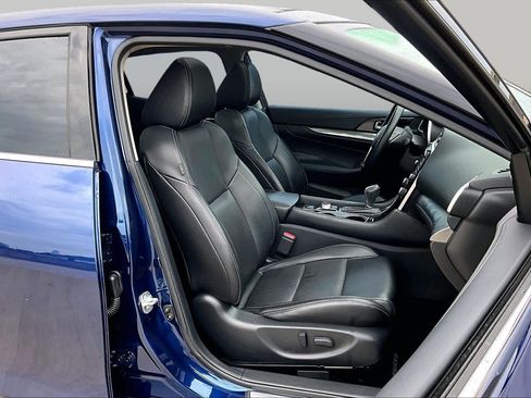 Used 2019 Nissan Maxima 3.5 SL w/ Floor Mat Group FWD image 9