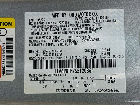 Used 2025 Ford Mustang Premium RWD image 12
