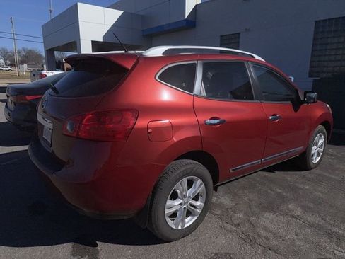 Used 2015 Nissan Rogue S w/ Convenience Package image 3
