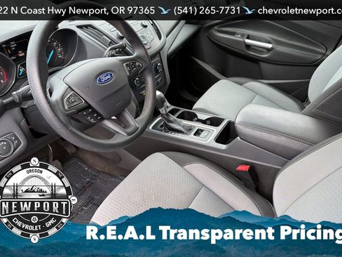 Used 2017 Ford Escape SE image 10