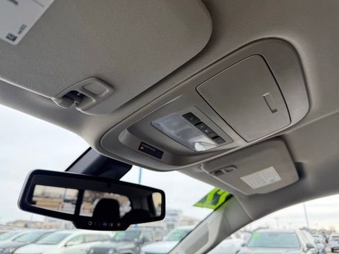 Used 2022 Chevrolet Colorado LT w/ LT Convenience Package image 33