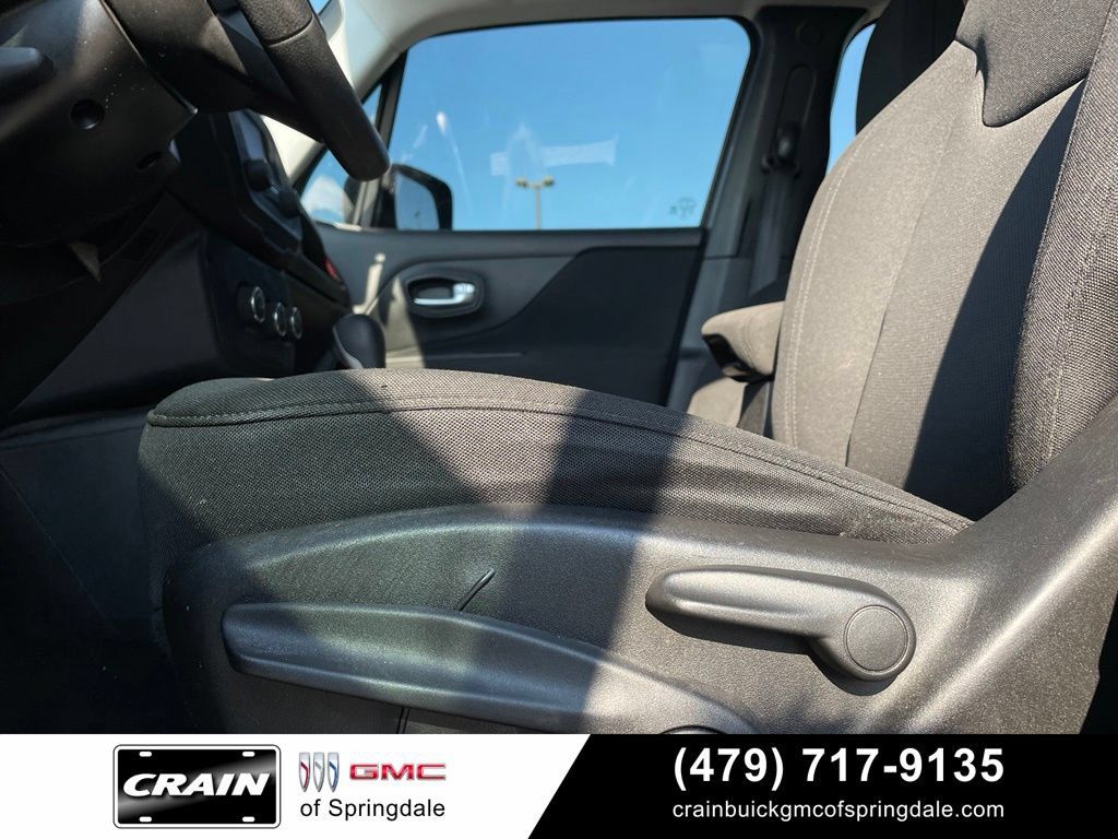 Used 2018 Jeep Renegade Sport w/ Power & Air Group AWD/4WD image 11