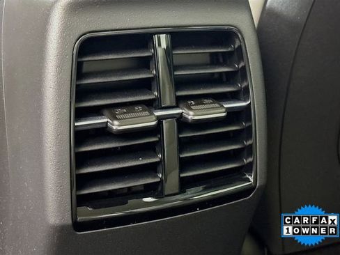 Used 2023 Kia Niro EX image 24