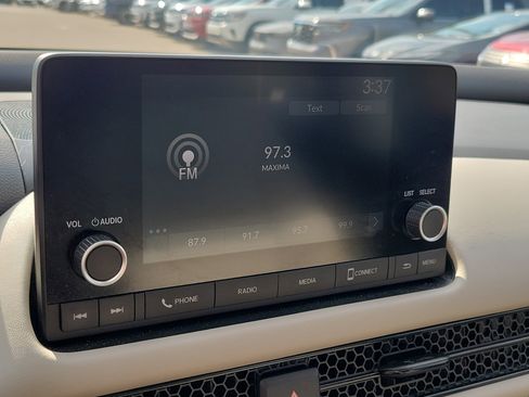 Used 2025 Honda HR-V LX image 30